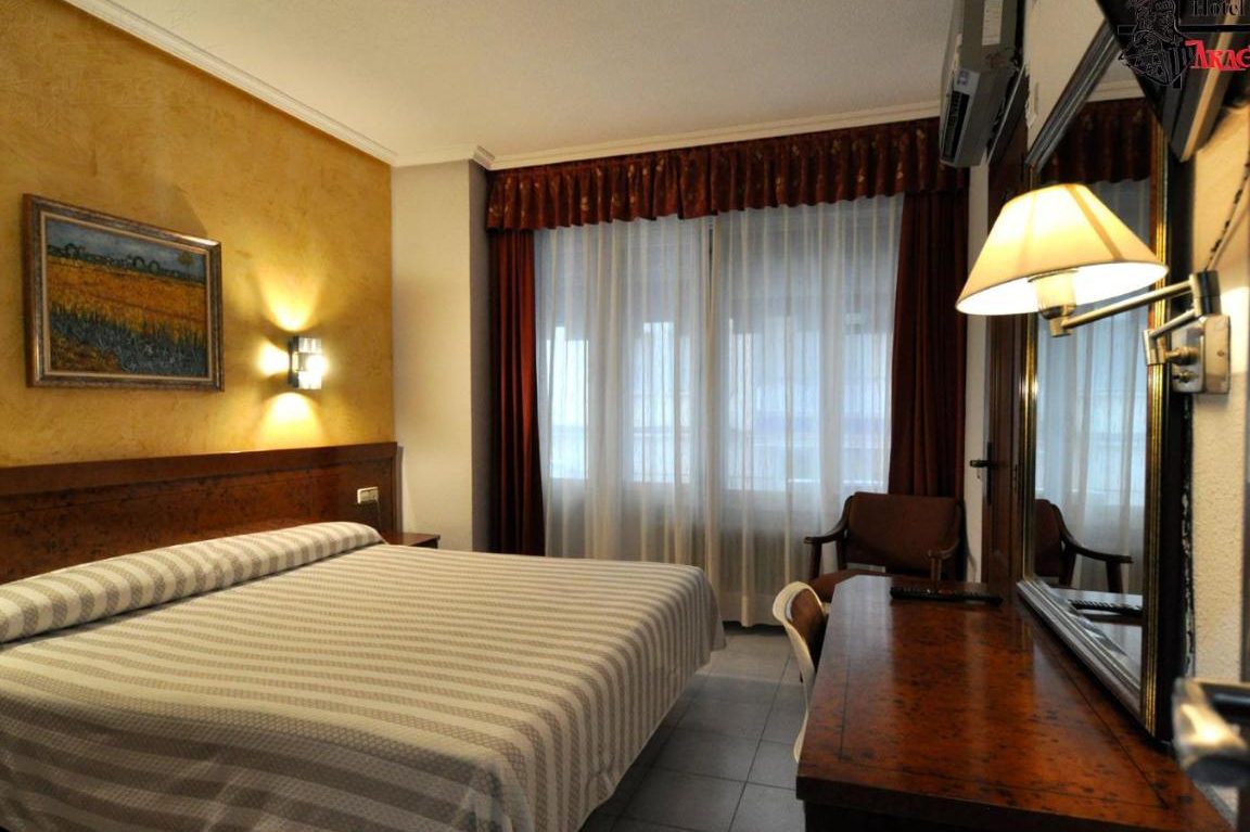 Hospedaje & Hostal Gemma Bustos